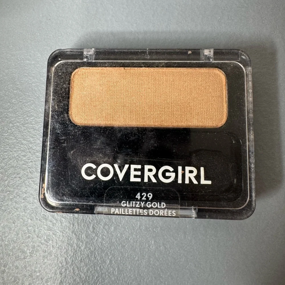 COVERGIRL Glitzy Gold Eyeshadow - Warm Gold Shimmer
